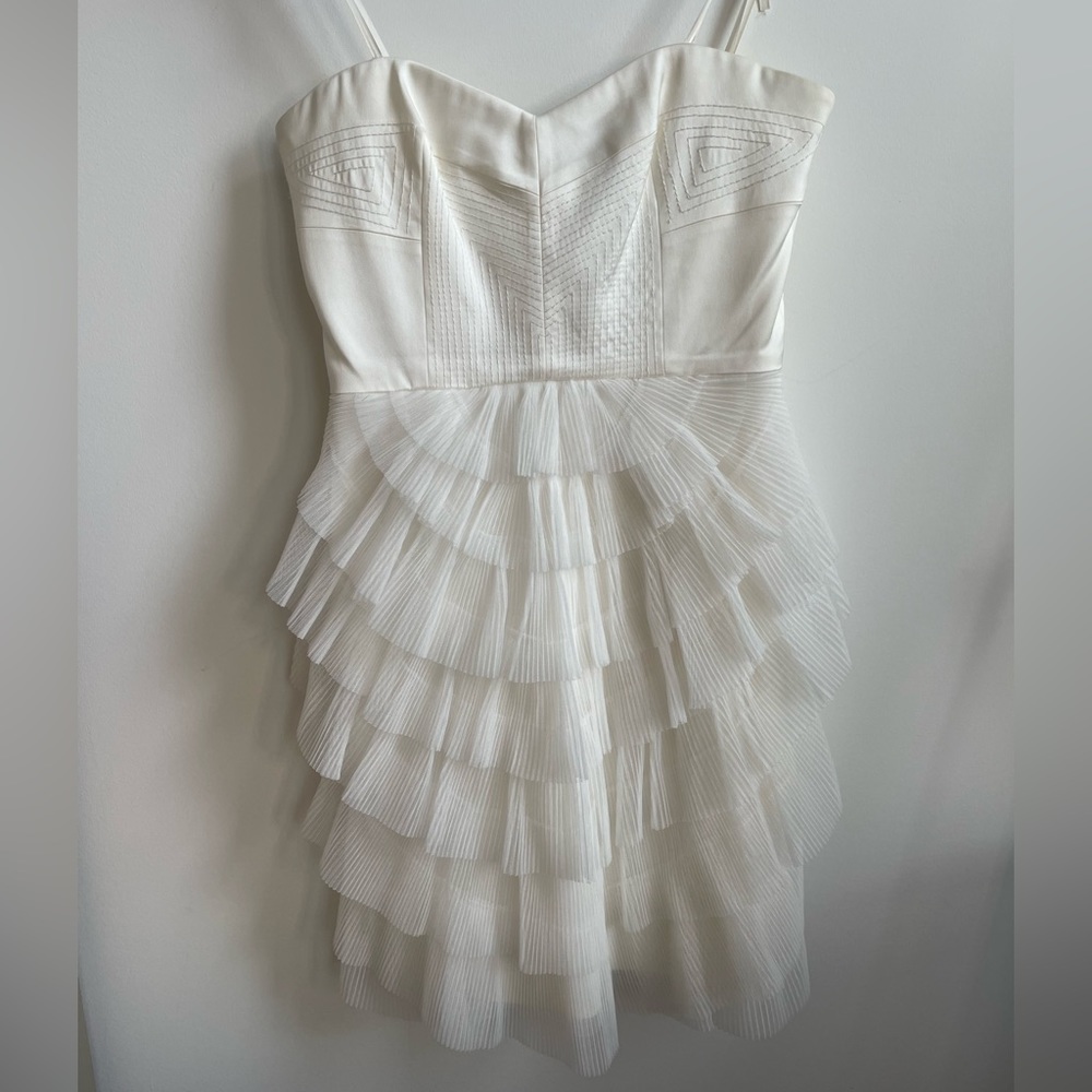 STUNNING PERFECT CONDITION BGBG DRESS, SIZE XSMALL
